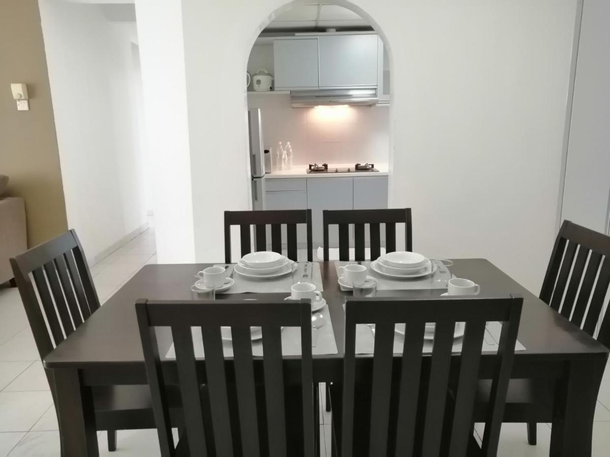 Noble Villa Apartment จอร์จทาวน์ ภายนอก รูปภาพ